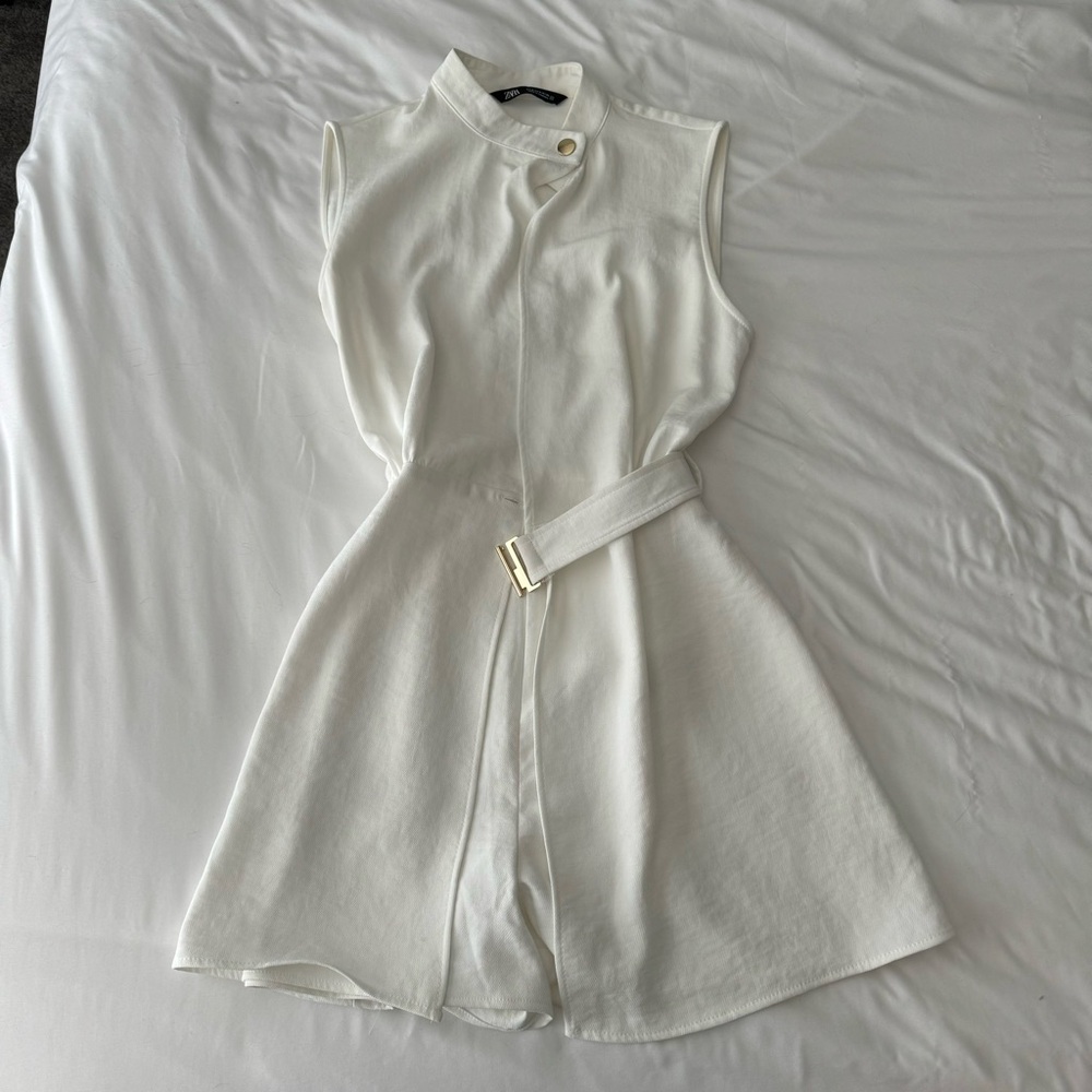 Zara Oyster White Buckled Short Jumpsuit